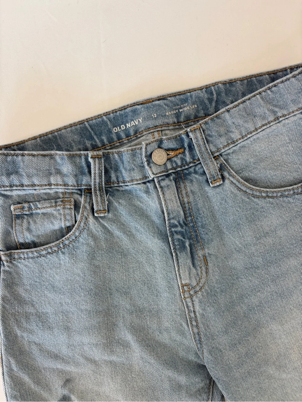 Old Navy Girl’s High-Rise Light Wash Baggy Denim Jeans